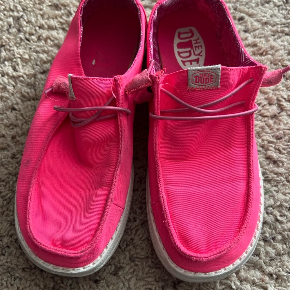Hey Dude Pink women’s shoe